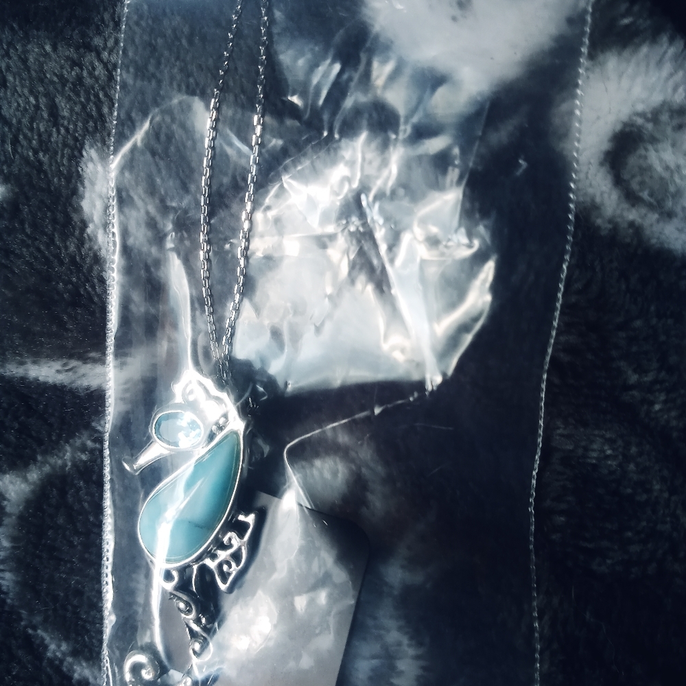 Jewelry set - Picture 3 of 3